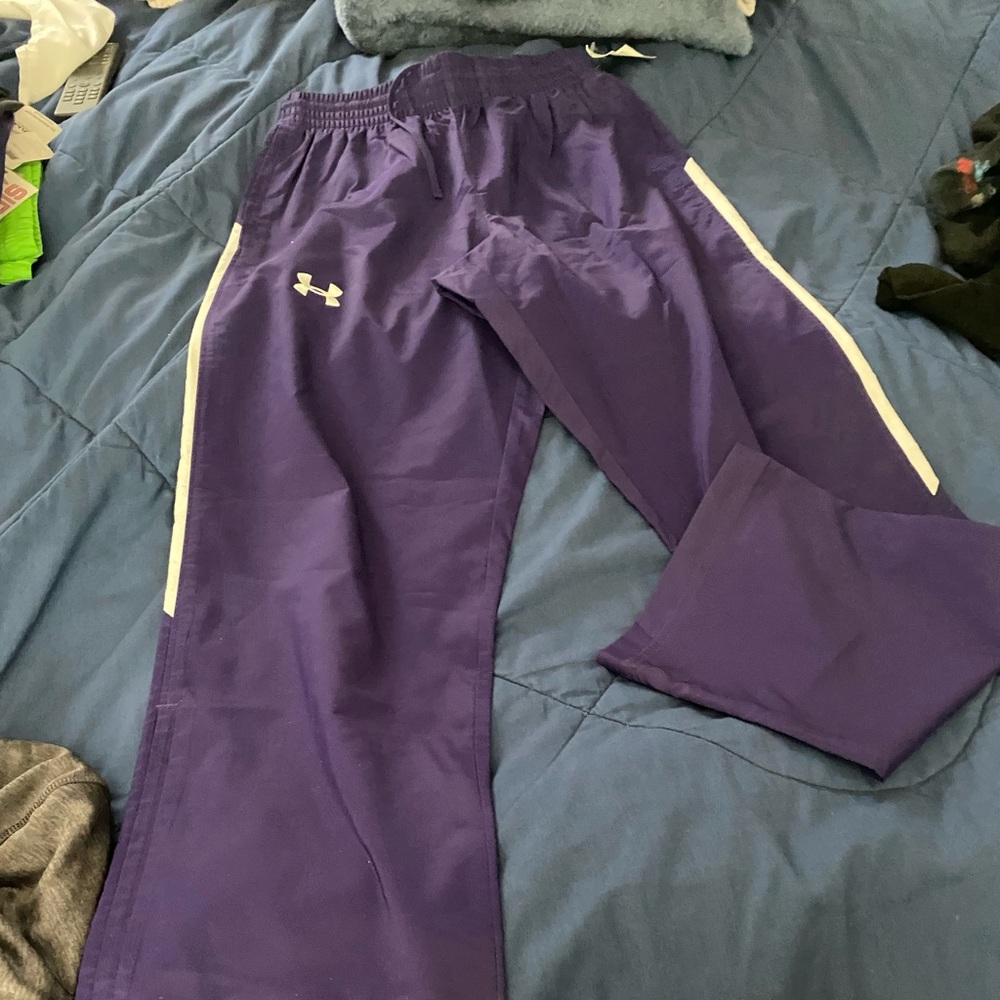 Under Armor warm up pants NWT